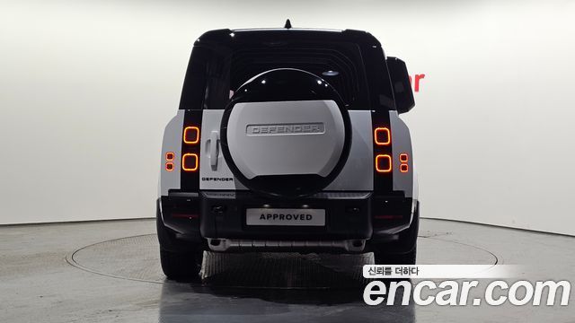 Land Rover Defender 2026 — photo 6