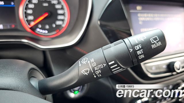 Chevrolet Korea Trailblazer 2022 — photo 22
