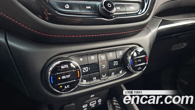 Chevrolet Korea Trailblazer 2022 — photo 32