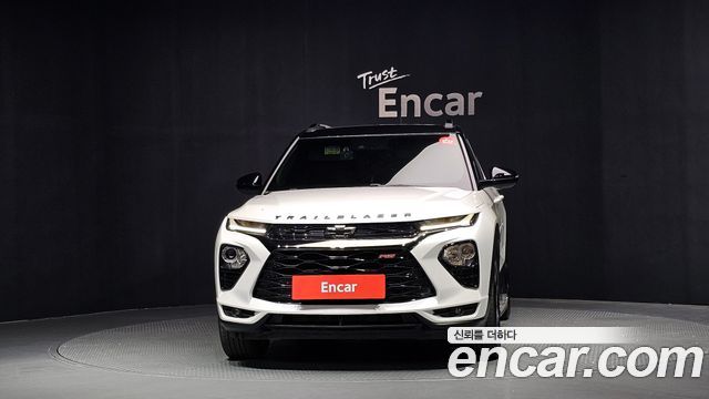 Chevrolet Korea Trailblazer 2021 — photo 3