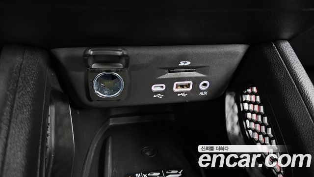 Chevrolet Korea Trailblazer 2021 — photo 31
