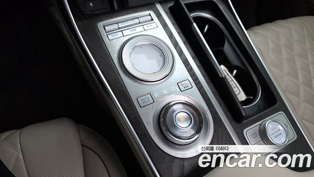 Genesis GV80 2020 — photo 12