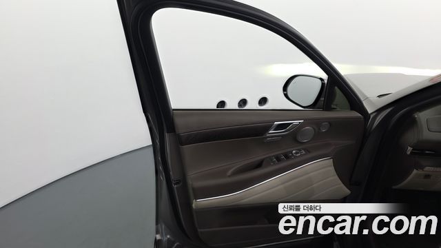 Genesis GV80 2020 — photo 14