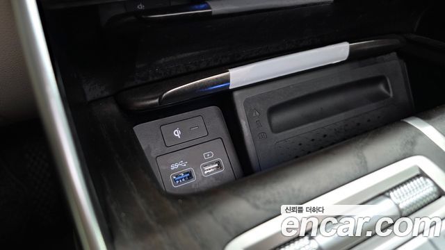 Genesis GV80 2020 — photo 16