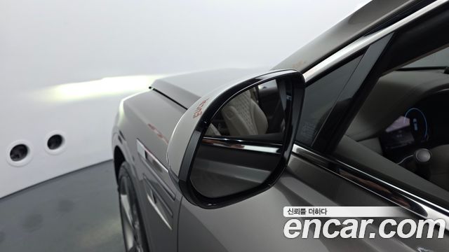 Genesis GV80 2020 — photo 28