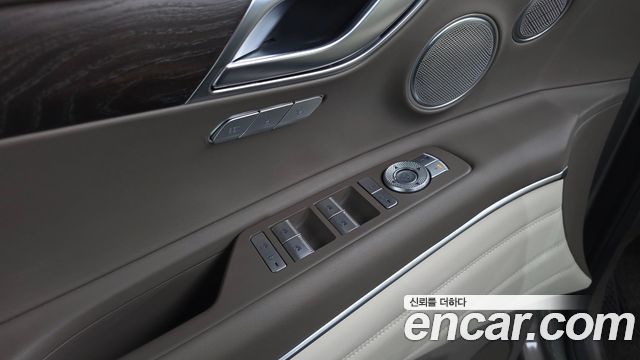 Genesis GV80 2020 — photo 39
