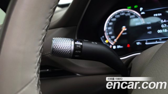 Genesis GV80 2020 — photo 41