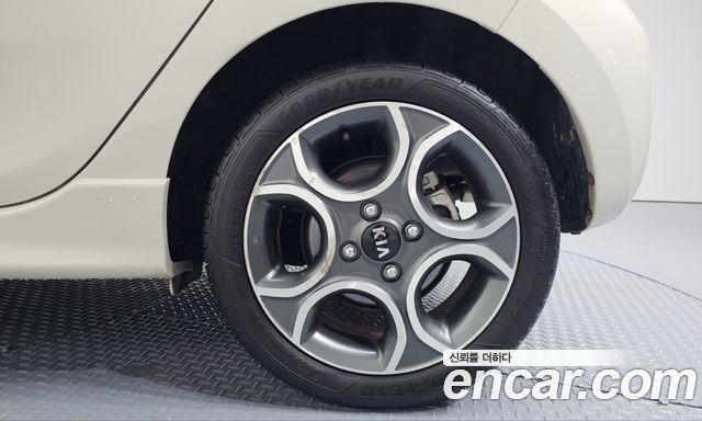 Kia morning 2012 — photo 7