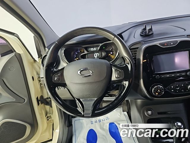 Renault Korea QM3 2015 — photo 9