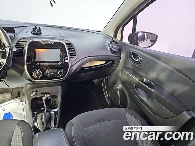 Renault Korea QM3 2015 — photo 10