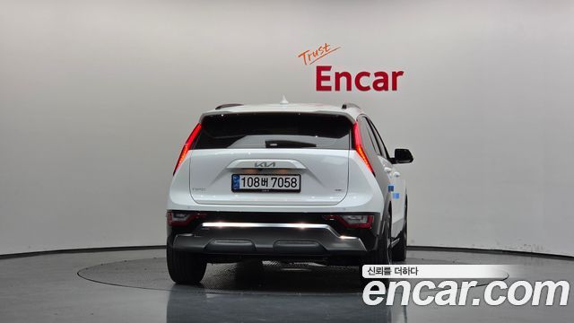 Kia Niro 2022 — photo 4
