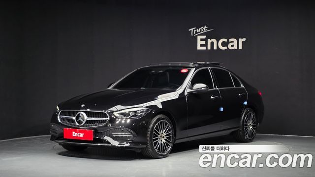 Mercedes-Benz C-Class 2025 — photo 1