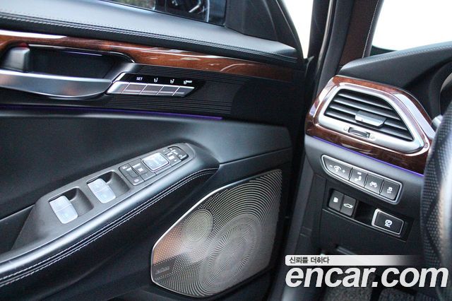 Genesis EQ900 2016 — photo 8