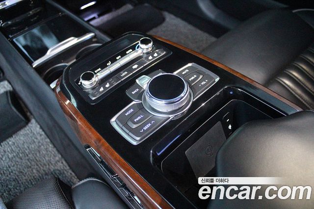 Genesis EQ900 2016 — photo 15