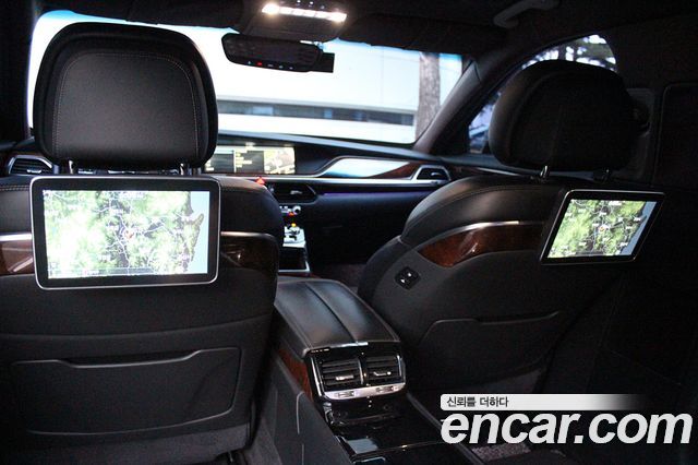 Genesis EQ900 2016 — photo 16
