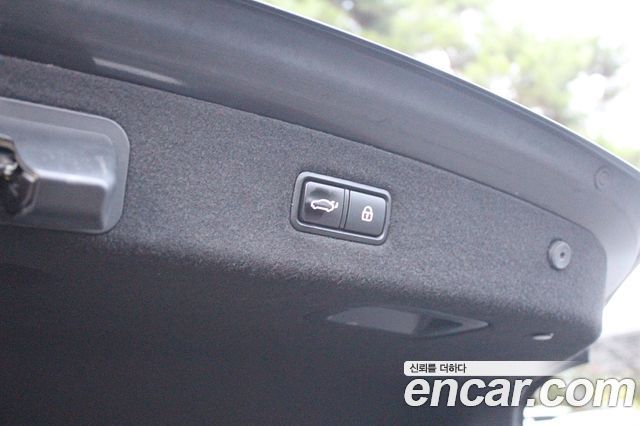 Genesis EQ900 2016 — photo 17