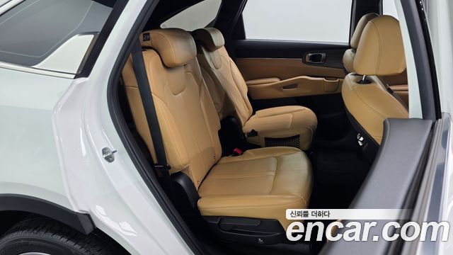 Kia Sorento 2022 — photo 17