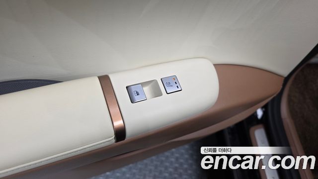 Hyundai Grandeur 2023 — photo 24