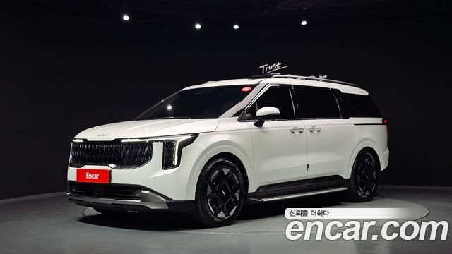 Kia Canival 2024 — photo 1