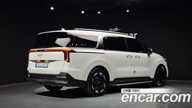Kia Canival 2024 — photo 2