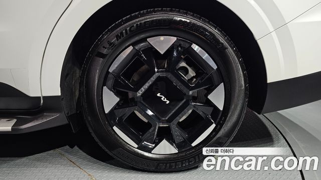Kia Canival 2024 — photo 7