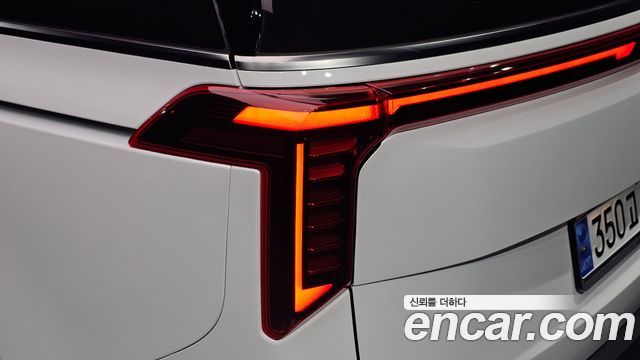 Kia Canival 2024 — photo 9