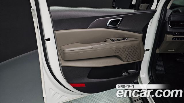 Kia Canival 2024 — photo 14
