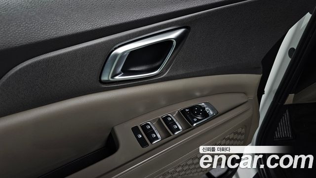 Kia Canival 2024 — photo 31