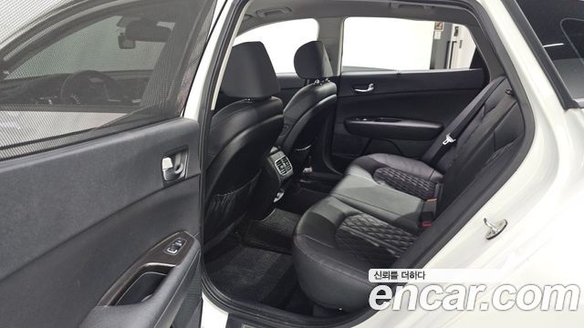 Kia K5 2019 — photo 12