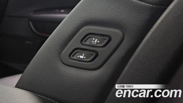 Kia K5 2019 — photo 18
