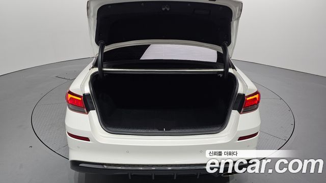 Kia K5 2019 — photo 20