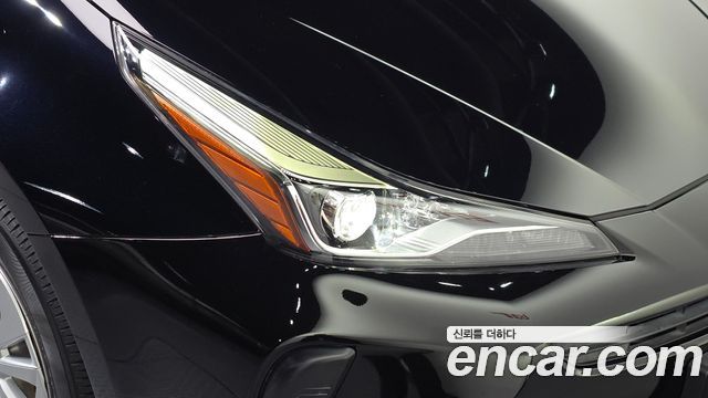 Toyota Prius 2022 — photo 8