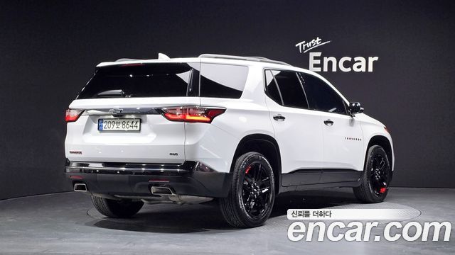 Chevrolet Korea Traverse 2021 — photo 2