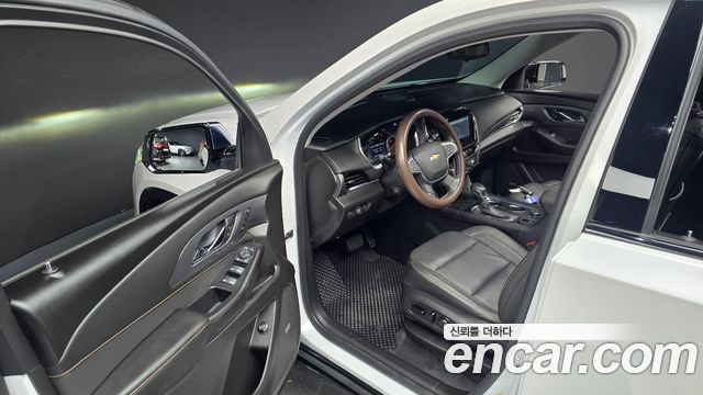Chevrolet Korea Traverse 2021 — photo 17