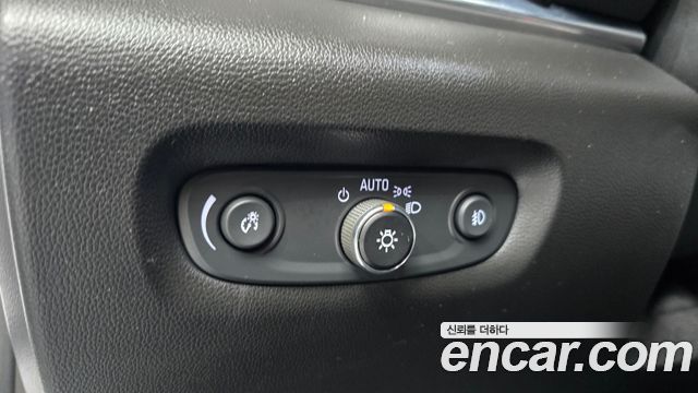 Chevrolet Korea Traverse 2021 — photo 20