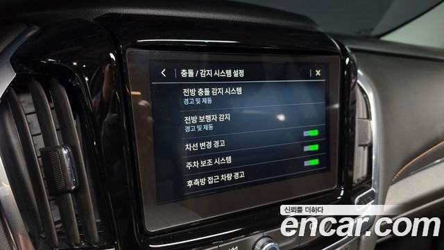 Chevrolet Korea Traverse 2021 — photo 29