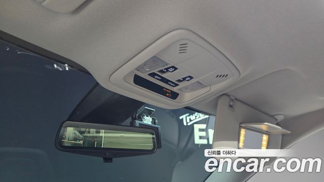 Chevrolet Korea Traverse 2021 — photo 31