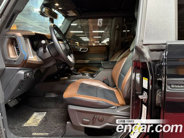 Ford Bronco 2022 — photo 10