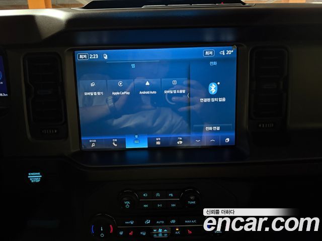 Ford Bronco 2022 — photo 13
