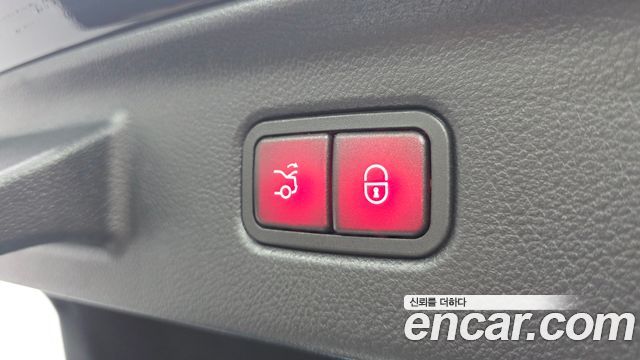 Mercedes-Benz S-Class 2023 — photo 21