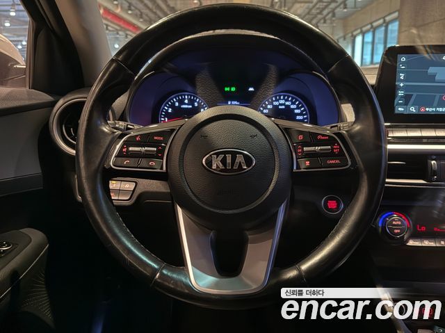 Kia K3 2020 — photo 12