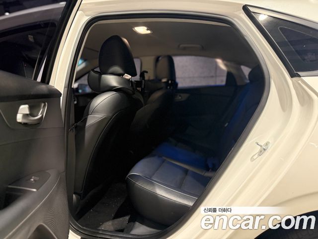 Kia K3 2020 — photo 17