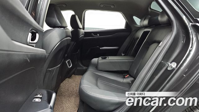 Kia K5 2020 — photo 17