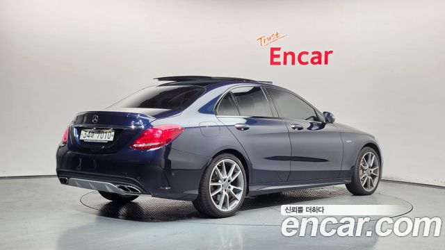 Mercedes-Benz C-Class 2018 — photo 2