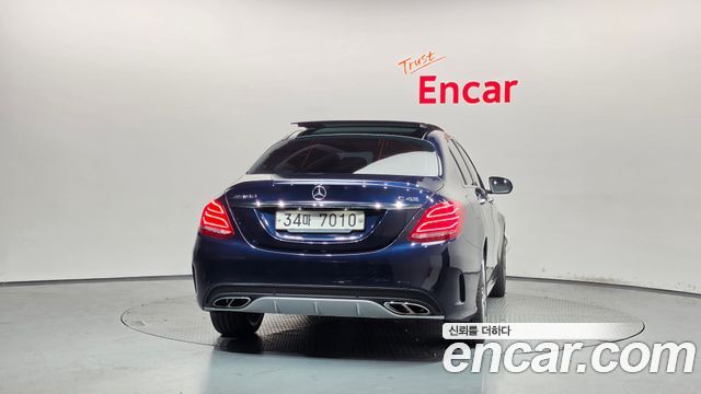 Mercedes-Benz C-Class 2018 — photo 4