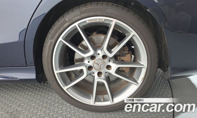 Mercedes-Benz C-Class 2018 — photo 7