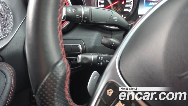 Mercedes-Benz C-Class 2018 — photo 29