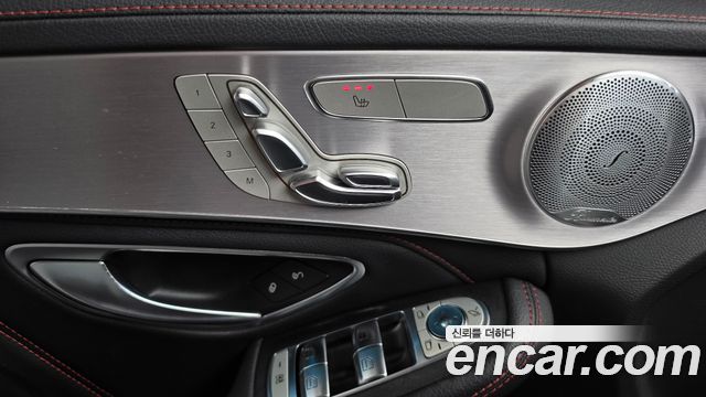 Mercedes-Benz C-Class 2018 — photo 30