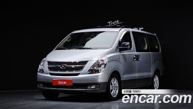 Hyundai Starex 2009 — photo 1