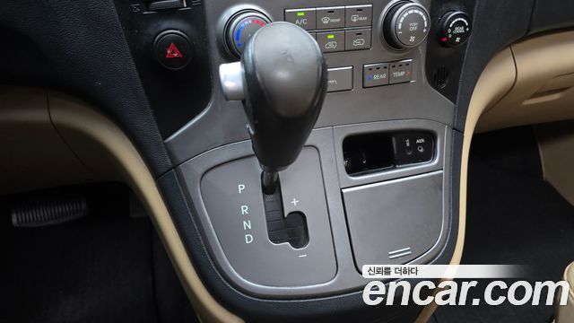 Hyundai Starex 2009 — photo 9